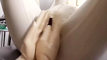 Nurses In Latex Pissing 11 Min