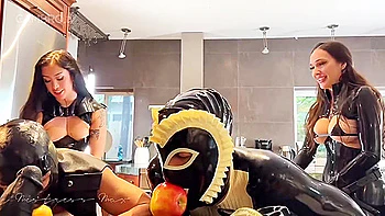 Kinky Sluts Femdom Crazy Porn Clip