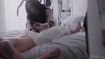 August Skyes Long Legs Trailer By