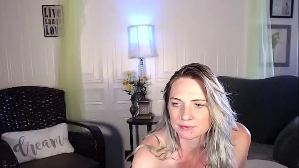 Hairy Amateur Couple Fucking and Sucking Multiple Angles Webcam Show - BunnieAndTheDude