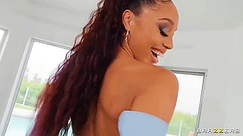 Gorgeous Ebony Cutie Alexis Tae Mind-boggling Story