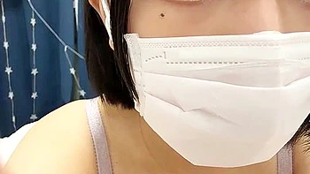 Erotic live chat with cute beautiful girl