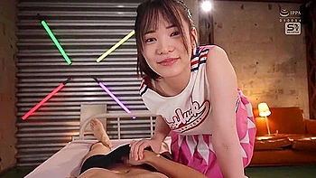 スタイルも愛嬌も抜群な美少女のニコニコ笑顔に精液ふっかける背徳大量顔射オtサホ 乃坂ひより