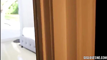 A Kinky Competition - Juniper Ren & Lola Aiko