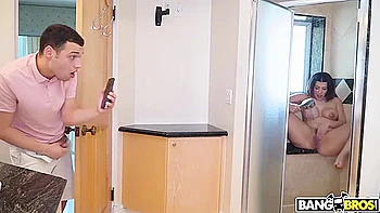 Horny Neighbor - Valentina Jewels