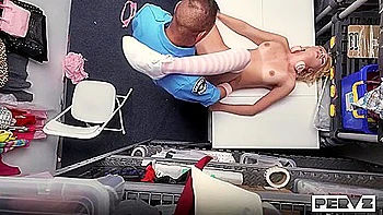 Pounding The Runaway Teen 18+