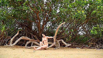 [rebd-603] Tsubaki, Vol. 3. The Euphoria Of The Colors Of The Camellia. Tsubaki Sannomiya Scene 2