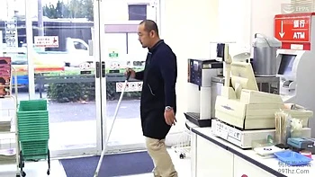 APO054-WIPIBSBPNG293679638