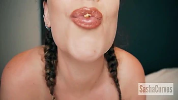 Step-family Interrupts Giantess Fun