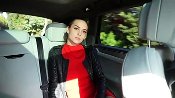 Leila and Jade have a little secret... - Jacquie et Michel TV