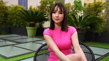 Eva Loviña, 34 years old, from Nanterre! - Jacquie et Michel TV