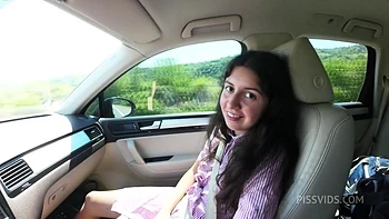 How Many Times She Peed On A 10h Road Trip?