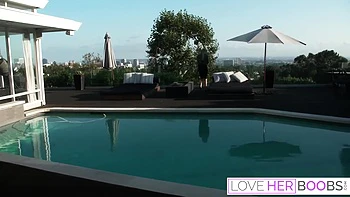 Busty Babe Interracially Fucked By Bbc Guy - Kenzie Taylor And Isiah Maxwell