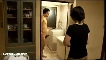 00310,A good woman is in full sex appeal!