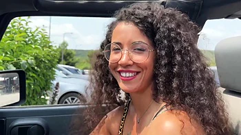 A sensually negotiated work stoppage - Jacquie et Michel TV