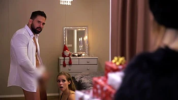 Miriam More and May Thai love office orgy - Jacquie et Michel TV