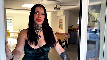 The new madness of Sabrina... sodomized by an Afro TTBM! - Jacquie et Michel TV