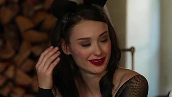 Sally, 36, goes through an unknown box for her! - Jacquie et Michel TV