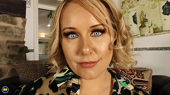 Mom Ashley Riders Beautiful Big Ass