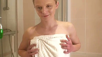 Sexy Santy gets off in the shower - WeAreHairy