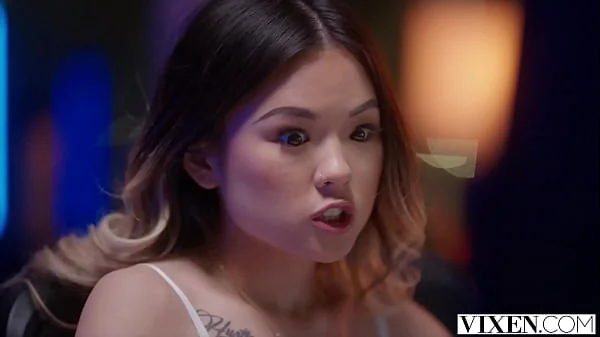 VIXEN Risk-taker Lulu is lucky in the stock market and bed