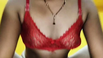 Indian College Girlfriend Full Sex Time - Pihu Nandini Homemade Fucking in Village