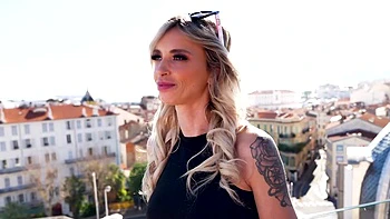 Lady, 41 years old, sensual as you wish... - Jacquie et Michel TV