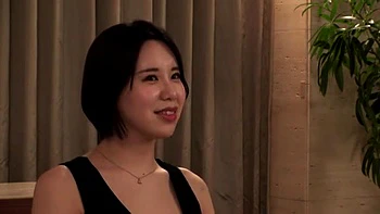 艶やかグラマー美女がおっぱい揉まれ舐められ手マンで感度高まる濃密エッチ