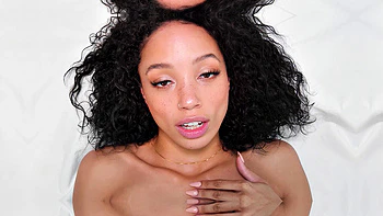 NURU MASSAGE - Hot Redhead Quinn Wilde Gives A Massage To A Client