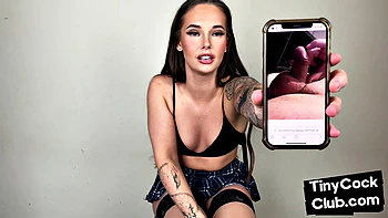 Upskirt domina in stockings mocks