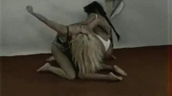 Catfight Quisha v Tracy: Big Tits, Babe  Big Ass Porn