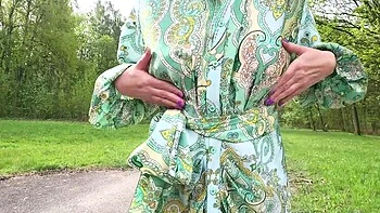 Misses_Jenny Shows Off Her Big Natural Tits in the Park