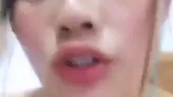 Popular beauty anchors vibrating in front of the camera: Big Tits, Stripchat  Handjob Porn