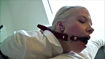 Vanessa: Blonde, Solo  Pov Porn