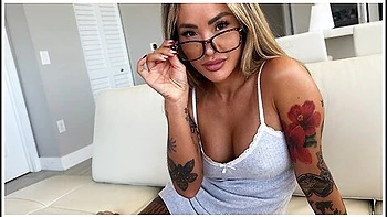 Tiny Asian Step Mom Sex Emergency Linda Lan Household Fantasy Scott Stark