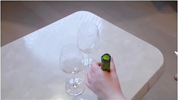 海风与秘密的交织未被满足的爱独守空闺的寂寞谁来懂完整版关注fansly或糖心app互动关注推特哦