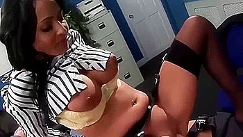 T Bag Dirt With Easy-on-the-eyes Romana From