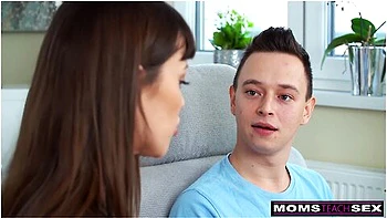 Lusty Milf Alyssa Reece Lets Virgin Stepson Practice Pounding Her Pussy Before His Date