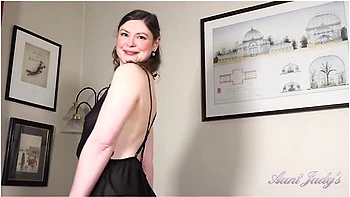 Your Naughty Step-aunt Aurora Gives You Joi And Masturbates With You With Aunt Judys