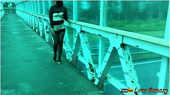 Risky Public Naked Walk & Masturbation Over Busy Road - First Experience