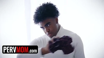 Teaches Foster Stepson And Stepdaughter A Lesson In Sex Education - Zsur Cummings, Hannah Grace And Ryan Keely