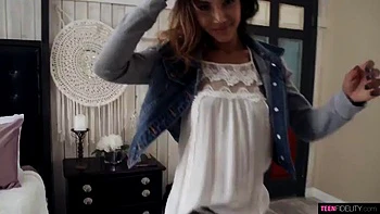 Kitty Wants Cum ft. Kitty Carrera: Blowjob, Doggy  Cowgirl Porn