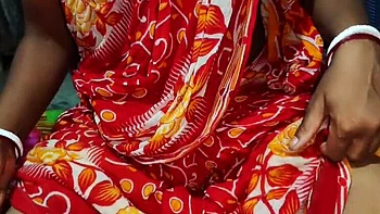 Desi Bhabhi Big Ass Fingering Sex with Oiled Pussy Orgasm