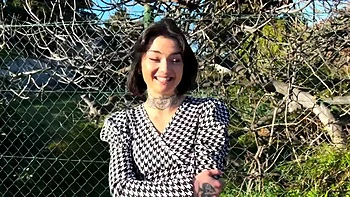 Luna, her big breasts are a deadly weapon! - Jacquie et Michel TV