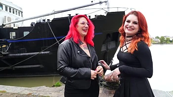 Lena, 25, wanted a little more... - Jacquie et Michel TV