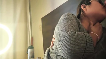 This Single Stepmom Wants To Get My Cum Out Of Me At All Costs, Shes A Whore