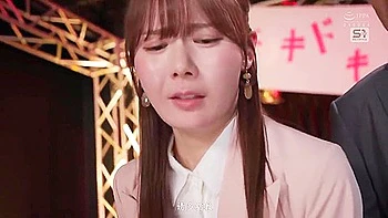 上には決して逆らえない新人女子アt過激セクハラとお漏らしイカセに耐え続けた結果とうとうチホを欲しかり始める Miru