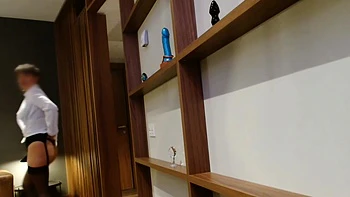 défoncée sur le canapé en rentrant du resto