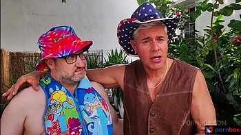 Holiday Threesome With Beach Bunnies Riley Star & Laya Rae -- Immoral Family 4k