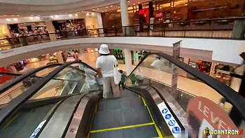 Ploy B Shower / Beachwalk - Videos - JohntronX